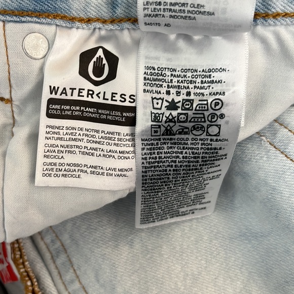 Levi’s 501 Button Fly Bleach acid Wash Denim Shorts - Picture 12 of 14